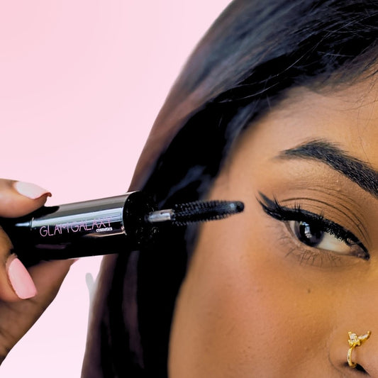 Travel Light: How to Downsize Your Makeup Kit